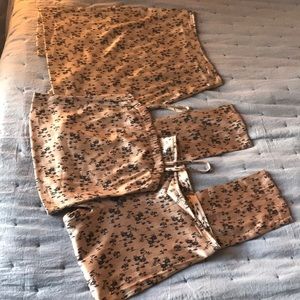 Gold & Black Asian Floral Print 3 Piece Outfit